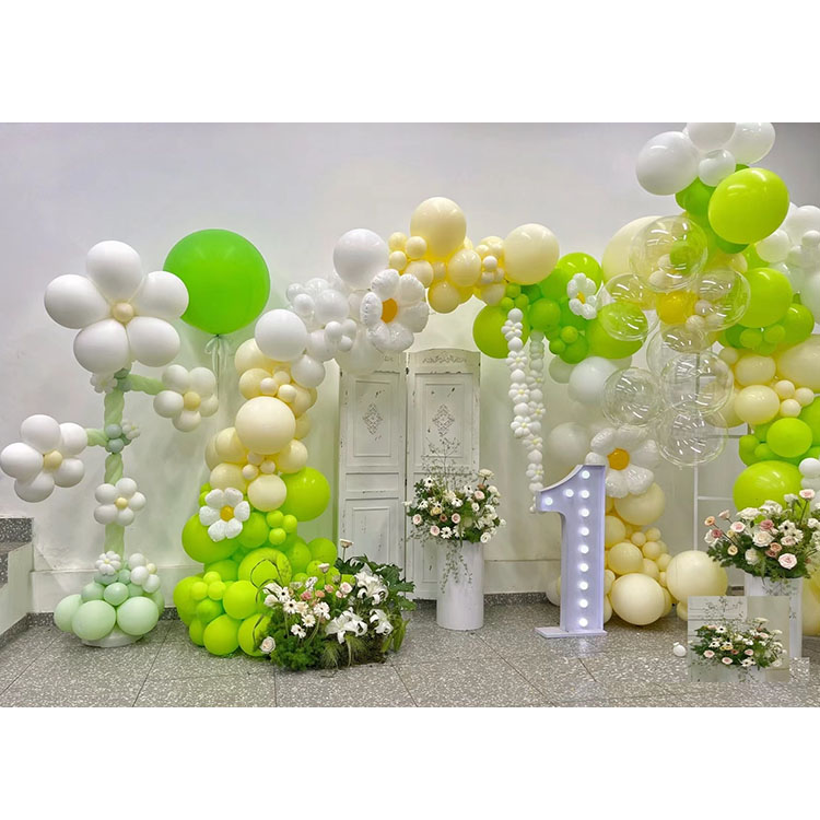 Kit de arco de guirnalda de globos con margaritas pequeñas