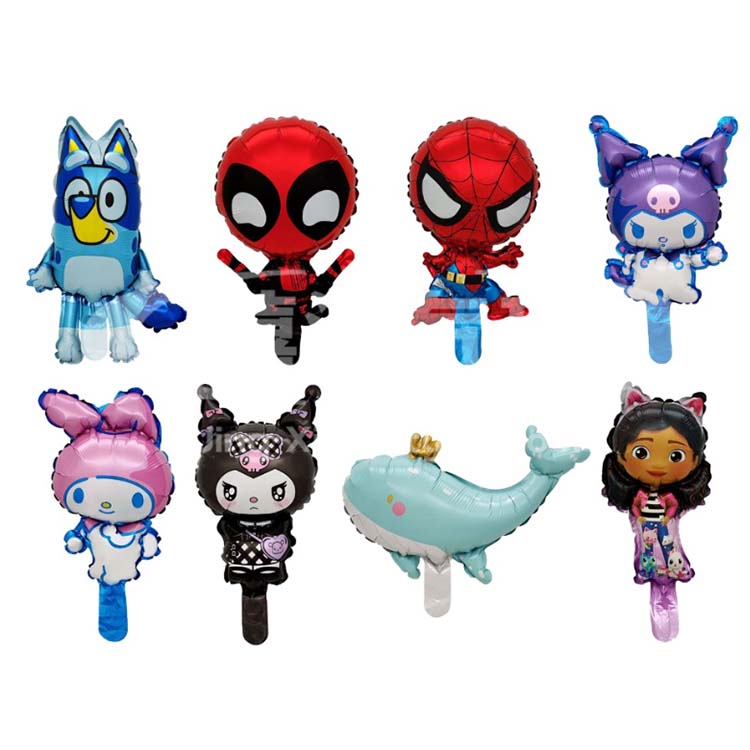 Pequeños globos de papel